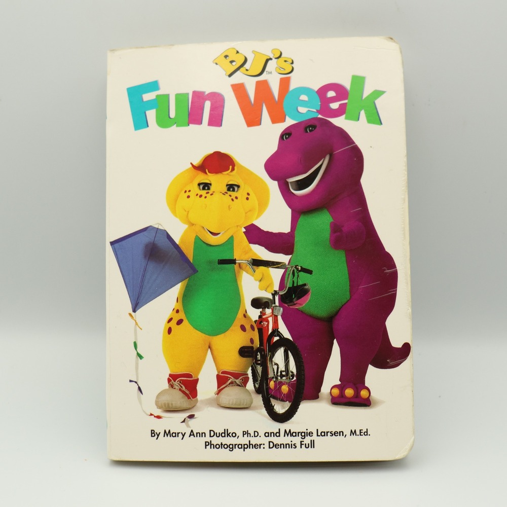 Vintage 1994 Barney BJ's Fun Week Board Book Mary Ann Dudko Lyons Group 90s Kids